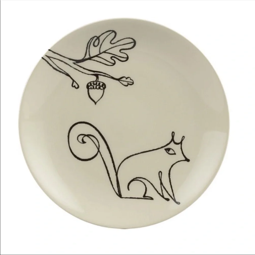 Crate & Barrel Elvis Swift 2 Squirrel Acorn Plates & 2 Scribbles Dessert Plates